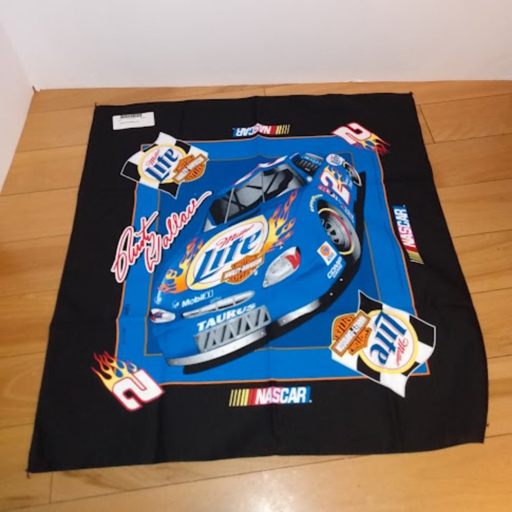 Nascar: Miller Light/ Harley Davidson bandana. Size approx. 21.5x22.